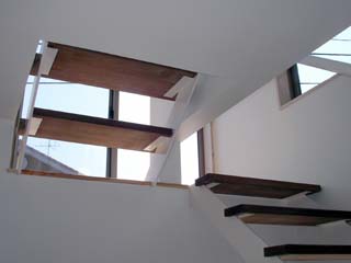 house_20050331-2.jpg