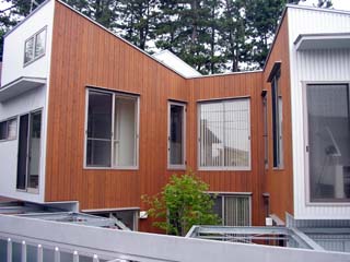 house_20050701-1.jpg