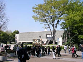 ueno_20050414-2.jpg